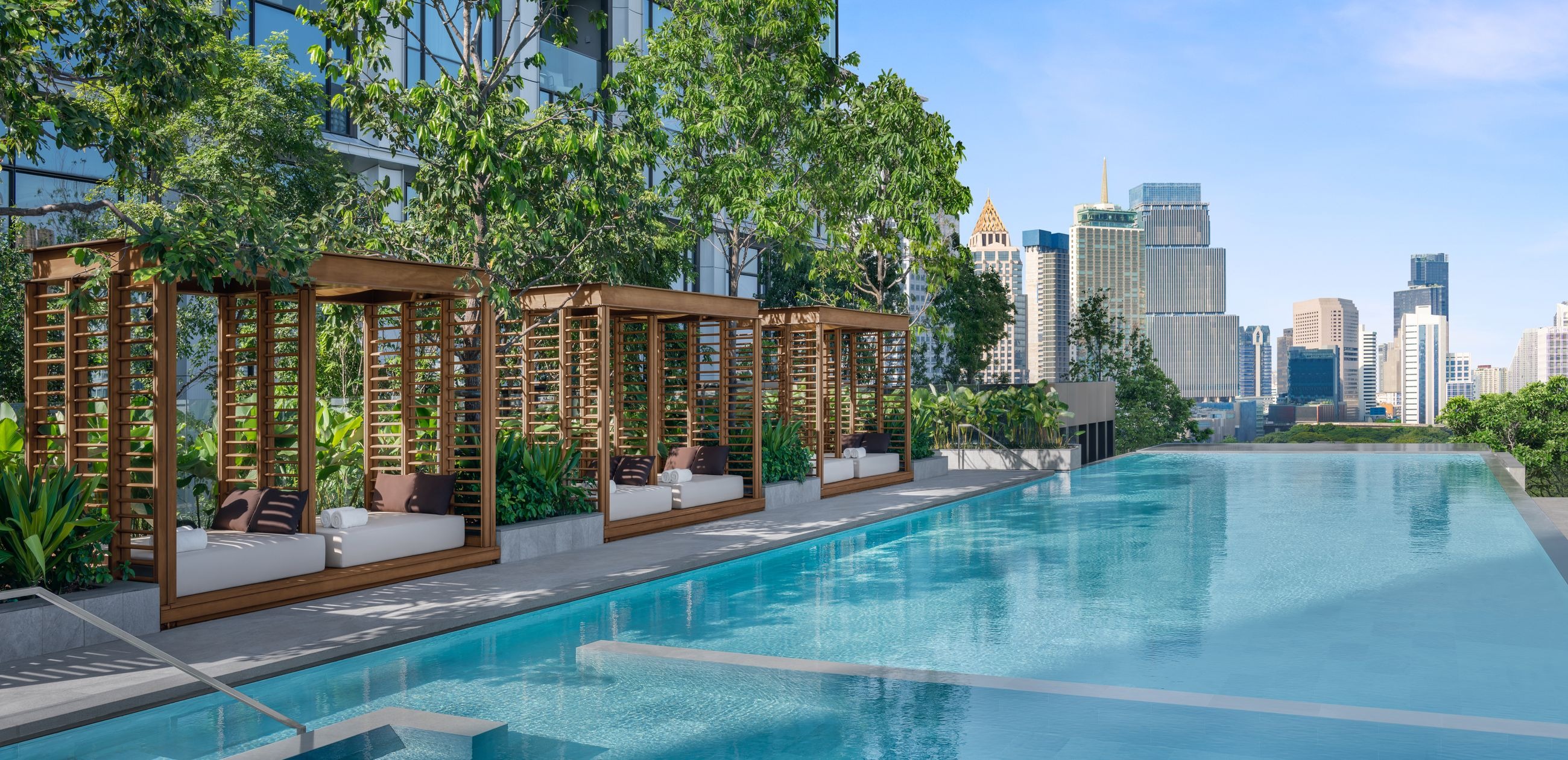 曼谷麗思卡爾頓池畔酒吧：Pool Bar