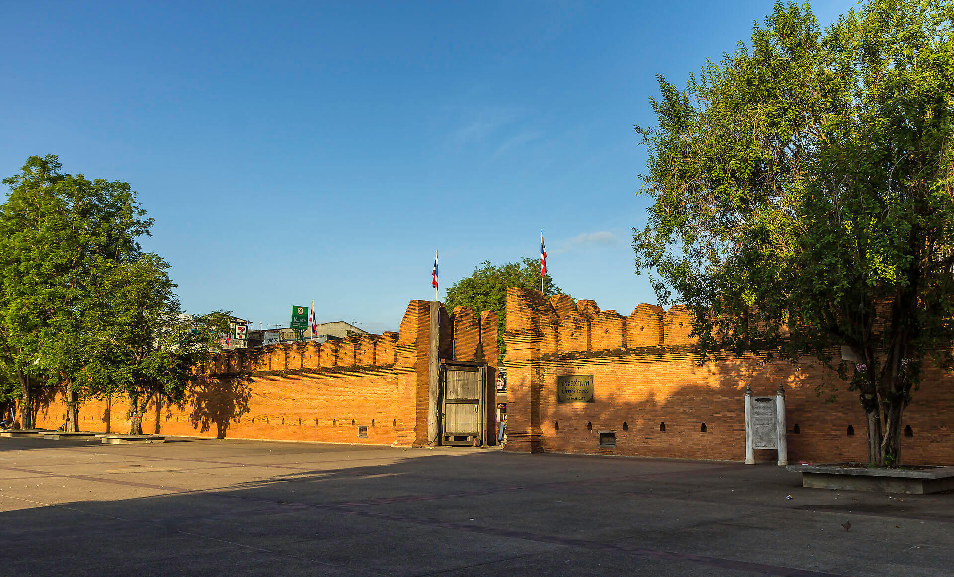 清邁古城塔佩門